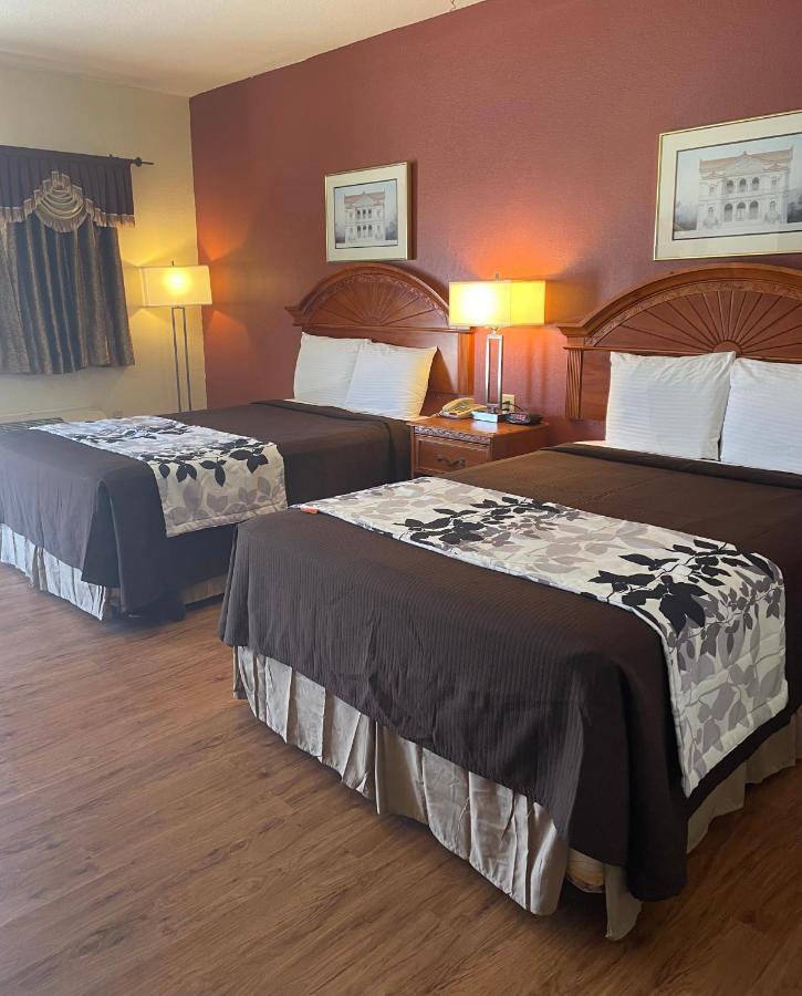 Relax Inn Dilley Exterior foto